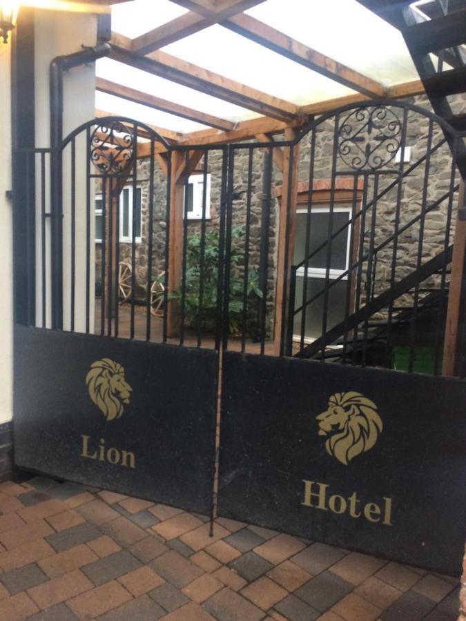 The Lion Hotel Llansantffraid-ym-Mechain Eksteriør billede